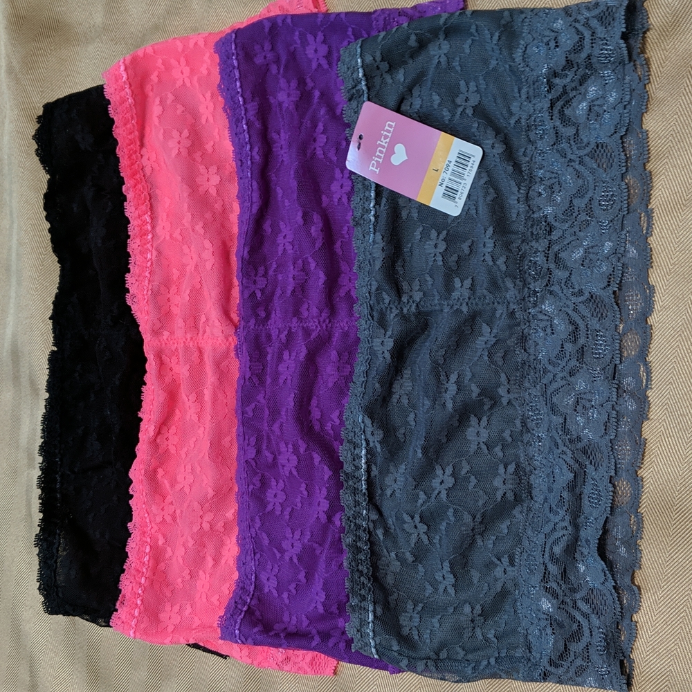 Set of four bandeau lace tops